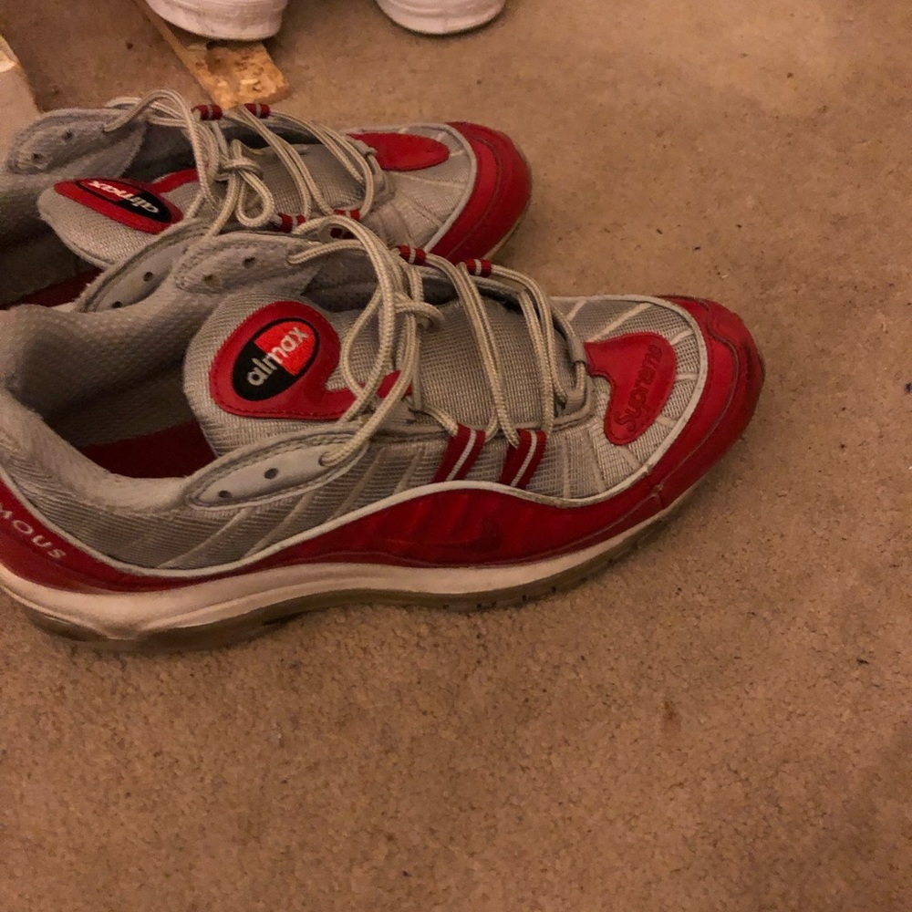 Supreme Air Max 98